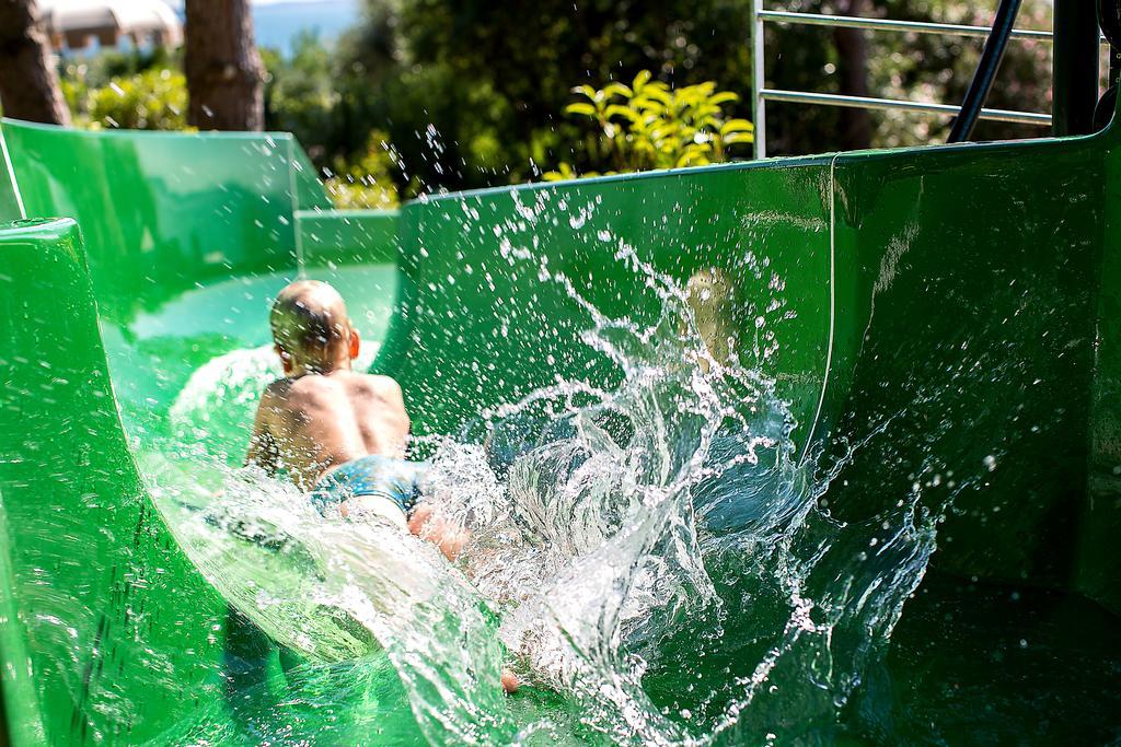 La Rocca Camping Village Bardolino Exterior photo