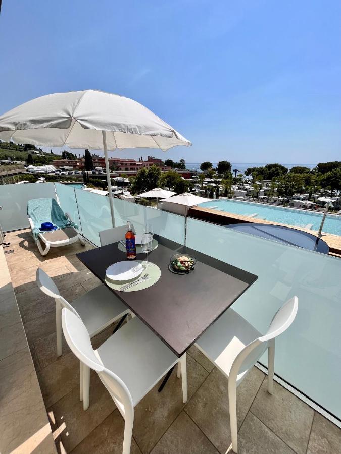 La Rocca Camping Village Bardolino Exterior photo