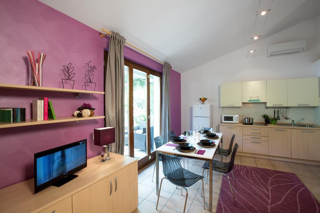 La Rocca Camping Village Bardolino Exterior photo